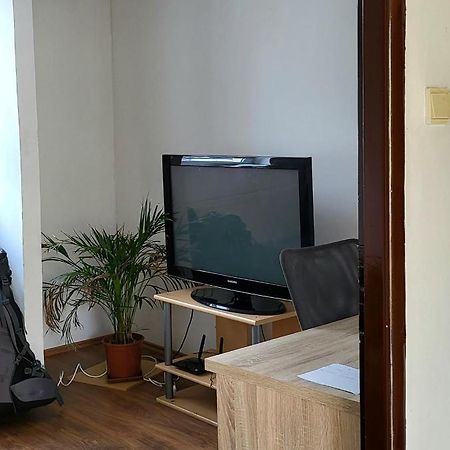 Apartamento Cozy Chill Spot In The Heart Of Bratislava Exterior foto